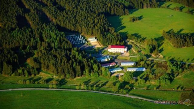 Отель Cyklocamp Pod Landstejnem Stare Mesto  Экстерьер фото